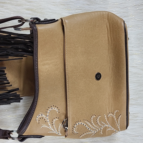 Montana West Fringe Purse - Picture 5 of 11